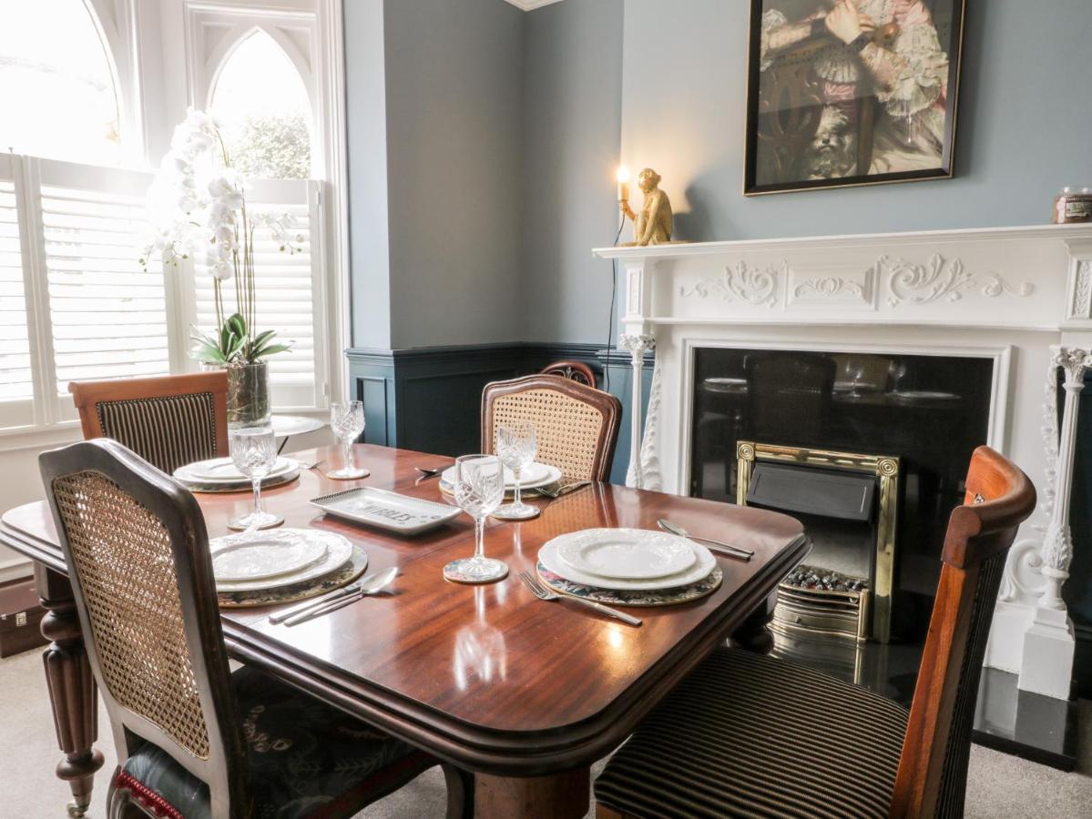 Villa 39 West Street à Scarborough Extérieur photo